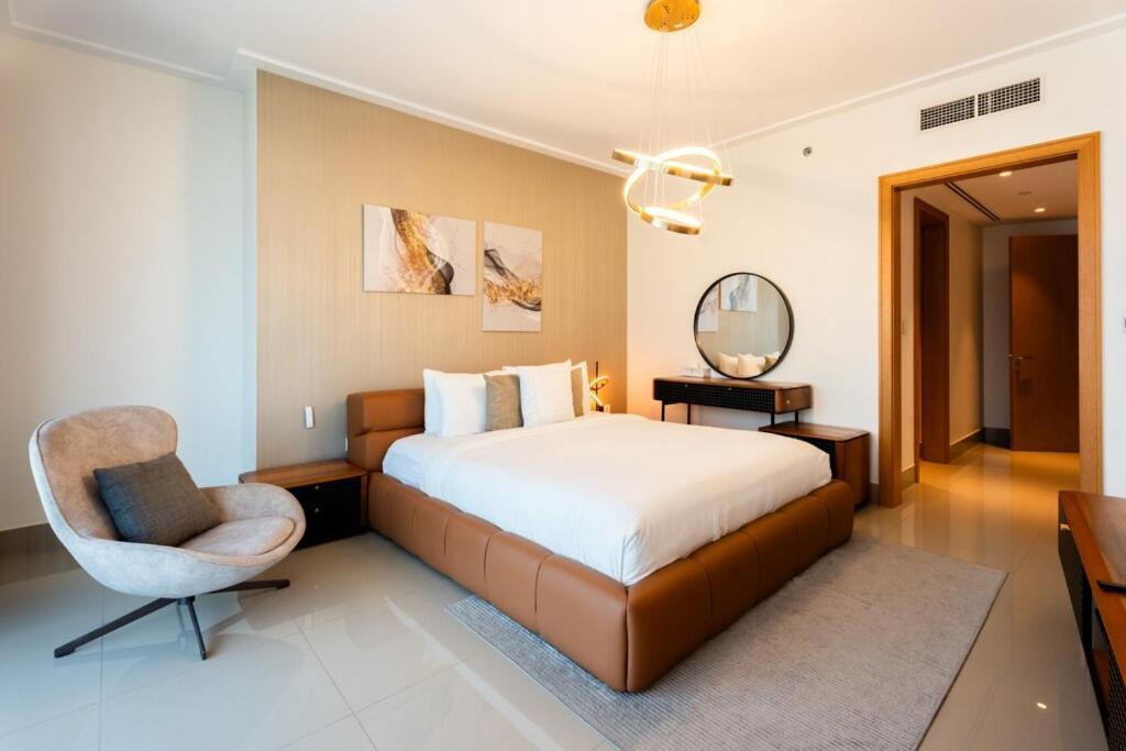 Apartment Burj Khalifa Fountain Full View Opera Grand 4br Dubai