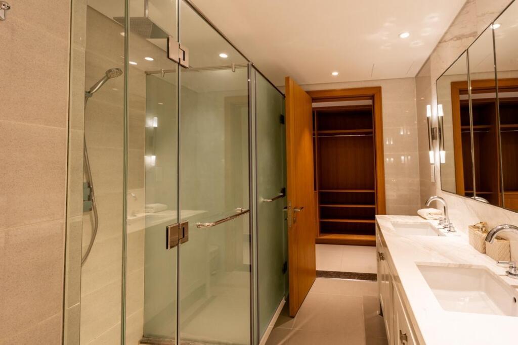 Burj Khalifa Fountain Full View Opera Grand 4br Apartment *